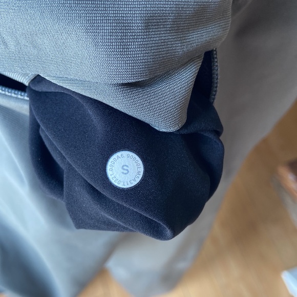 Lululemon Men’s ABC Jogger Casual Pants - Picture 8 of 9